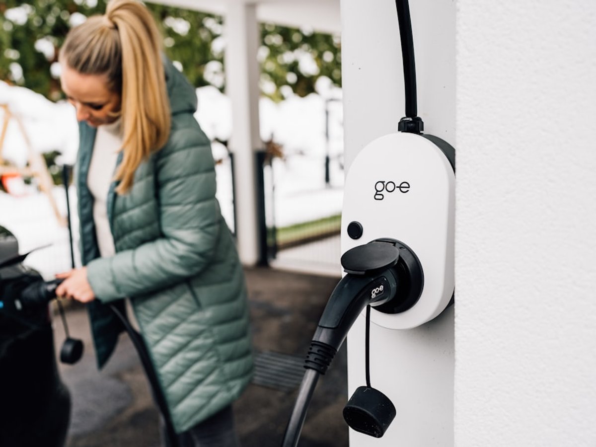 Câble T2 prise domestique mode 2 voiture électrique — XPERIENCE VISION