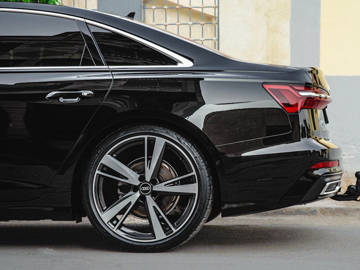 Pare-boue sur-mesure thermoformés pour voiture — XPERIENCE VISION