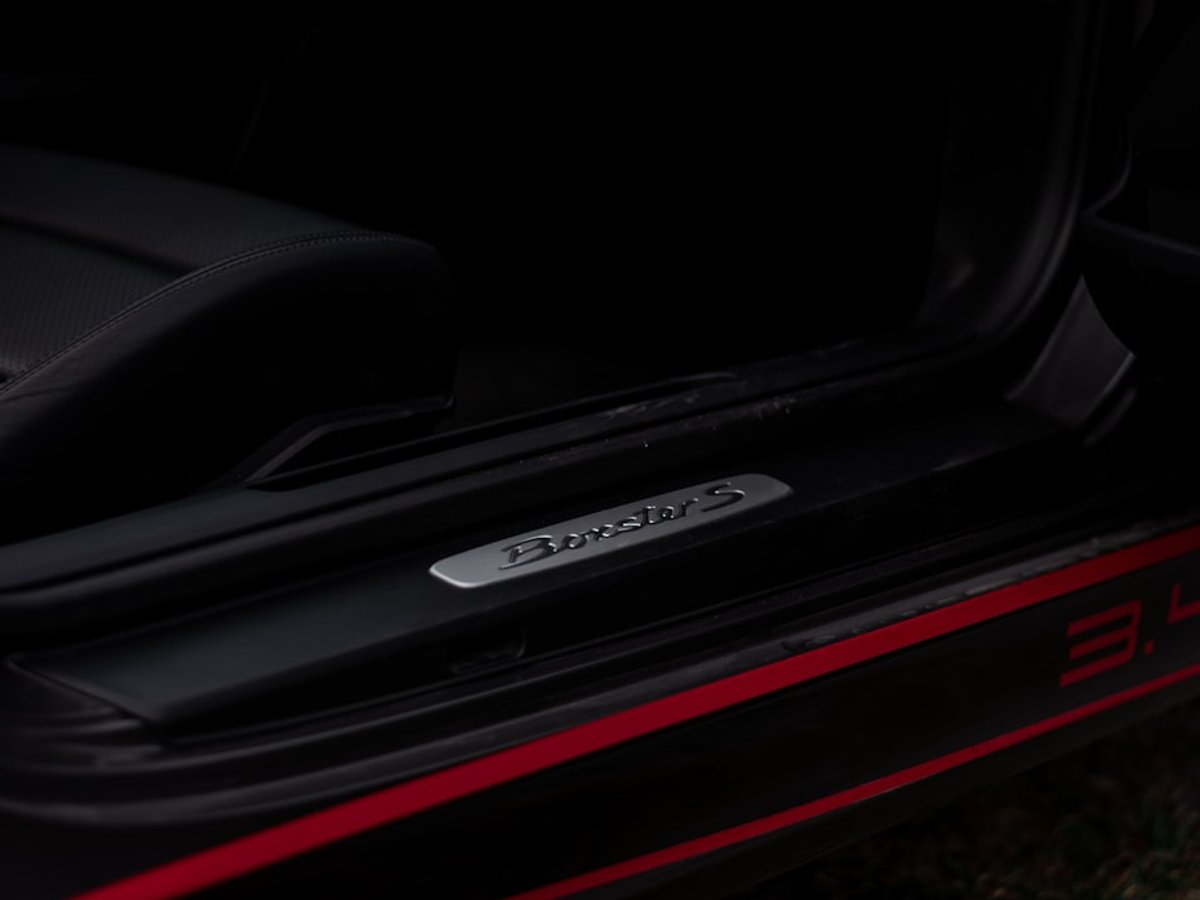 Seuils de porte lumineux inox brossé LED voiture — XPERIENCE VISION